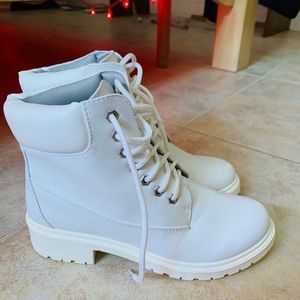 White timbs